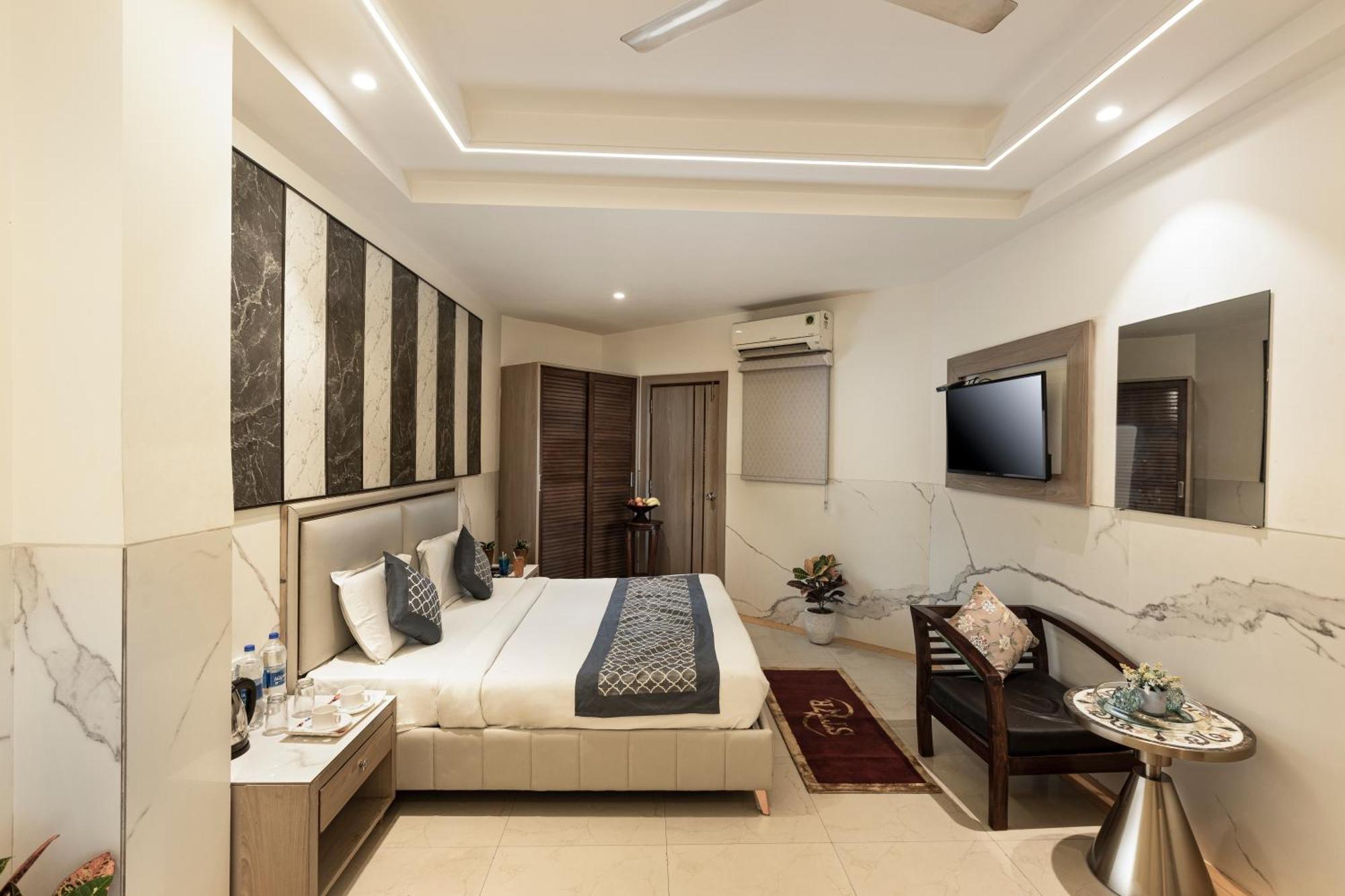 Delhi 37 By Star Group Hotel 4*