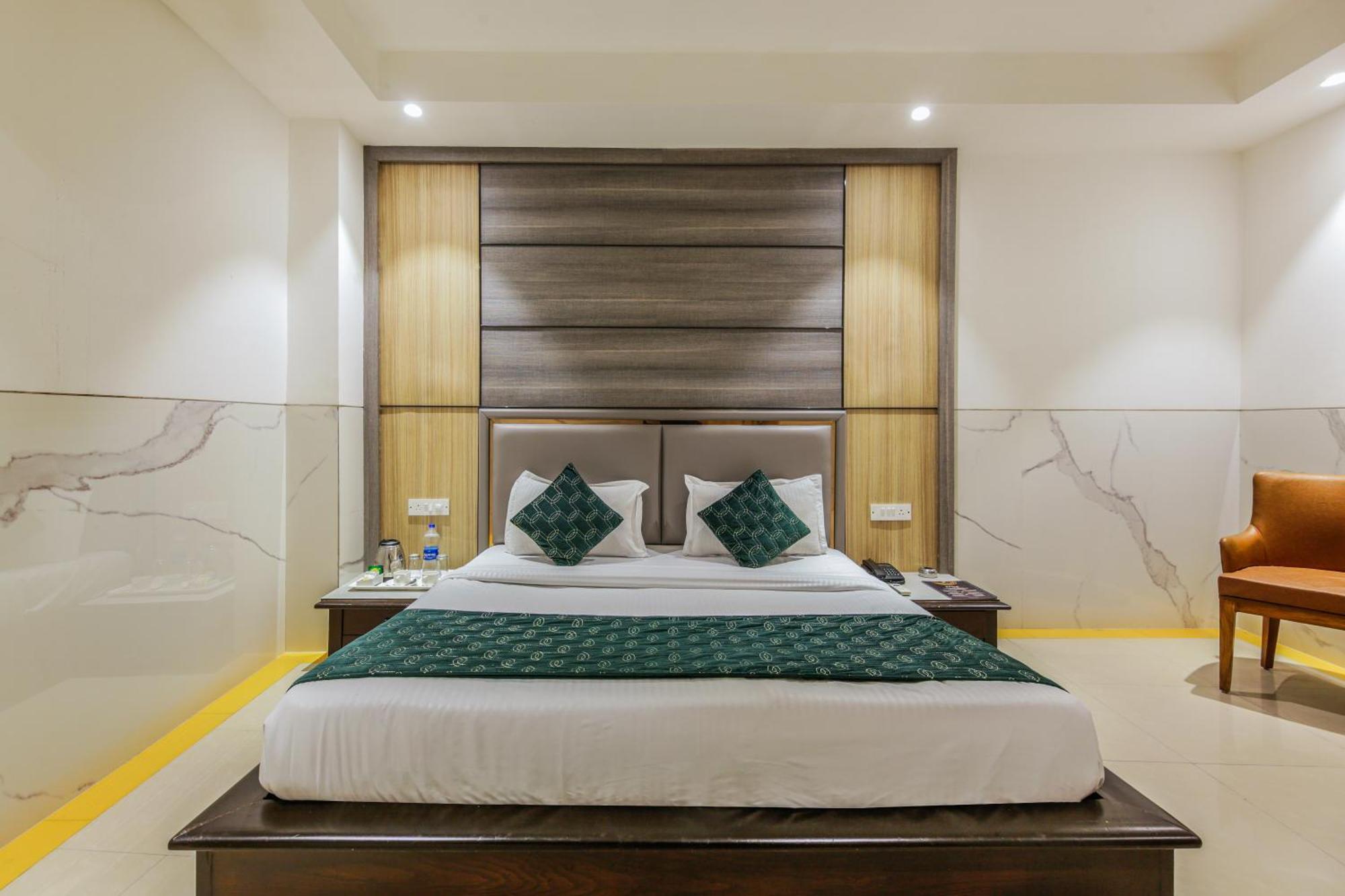Hotel Delhi 37 By Star Group New Delhi