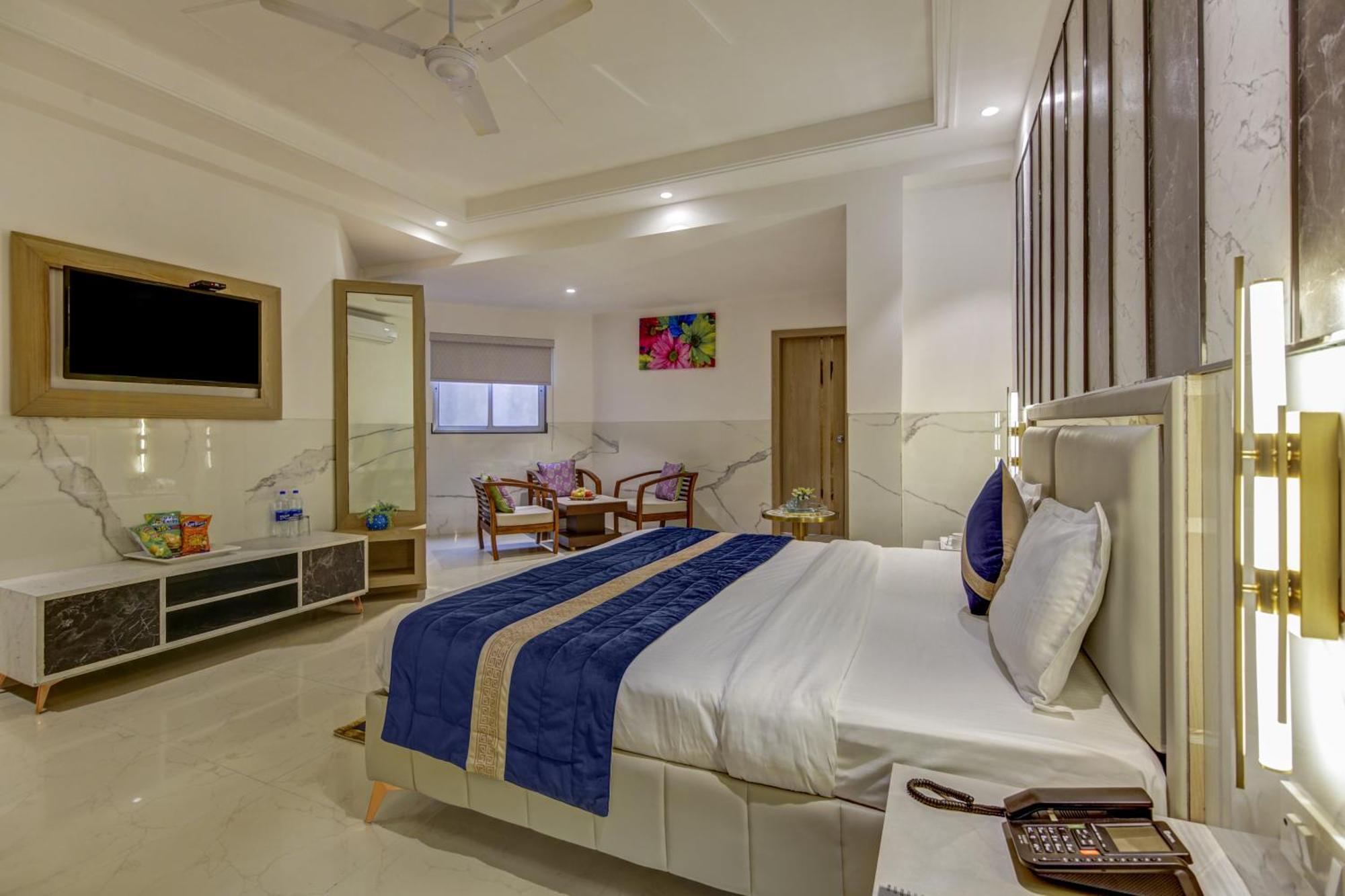 Delhi 37 By Star Group Hotel 4*