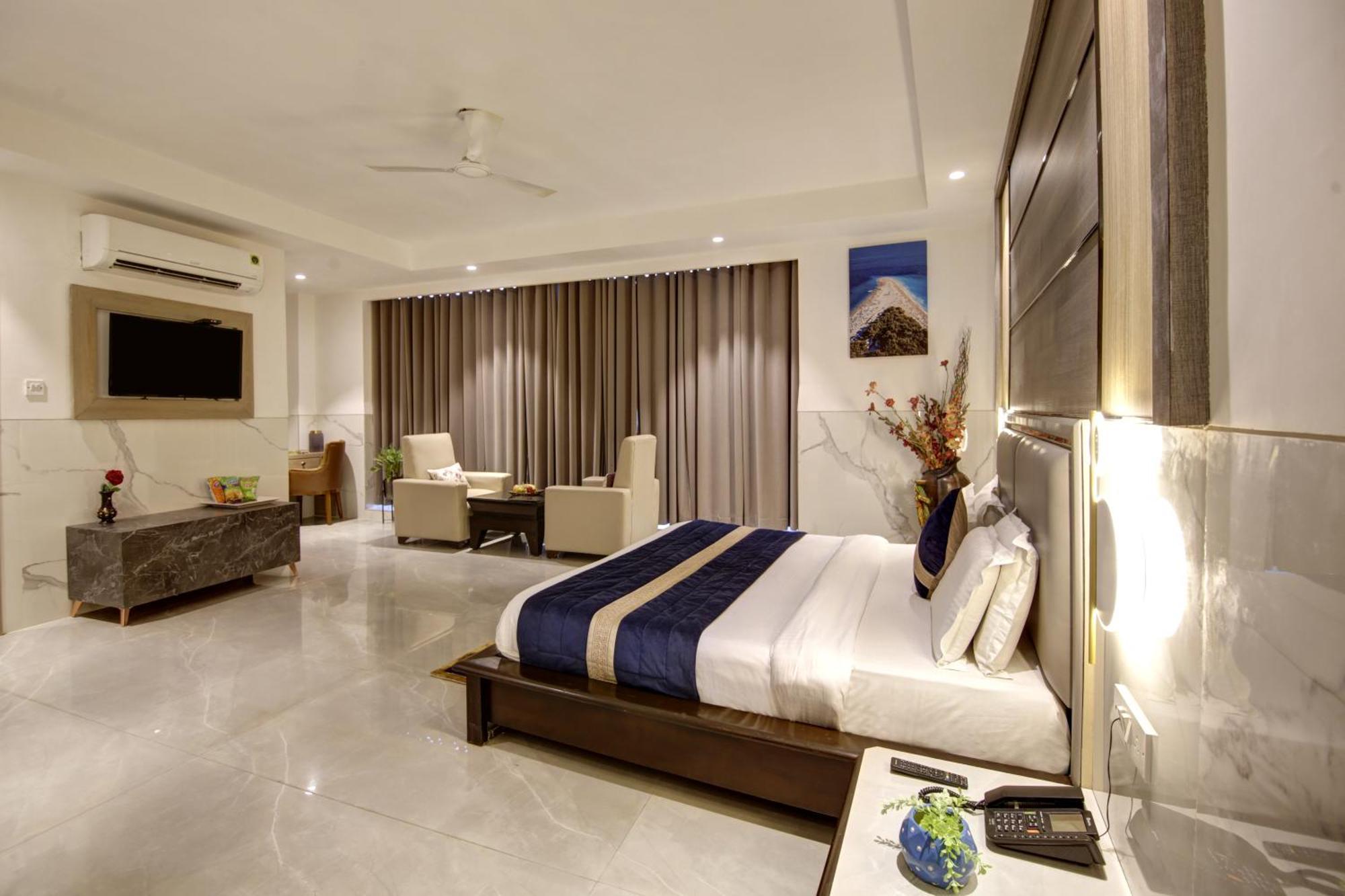 Delhi 37 By Star Group
