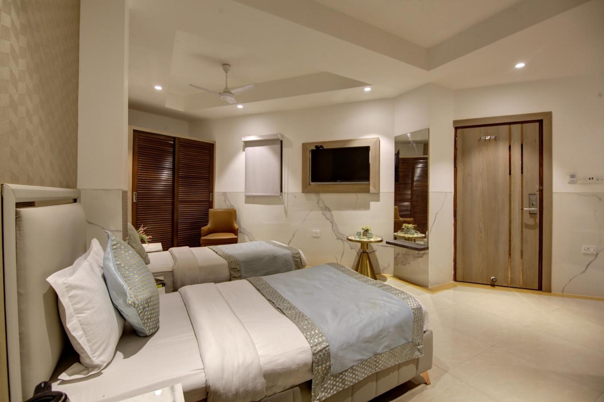 Delhi 37 By Star Group Hotel