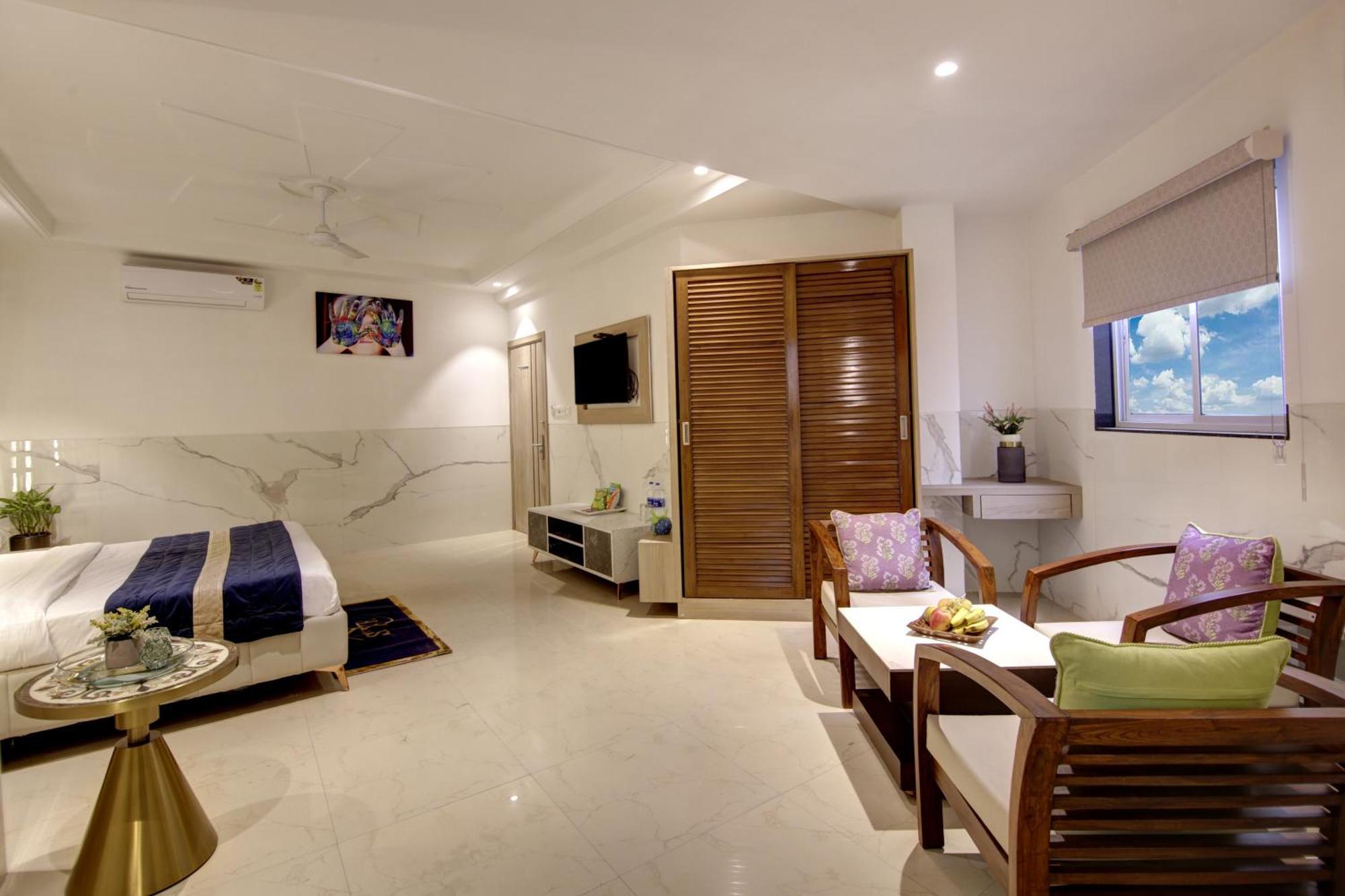Delhi 37 By Star Group