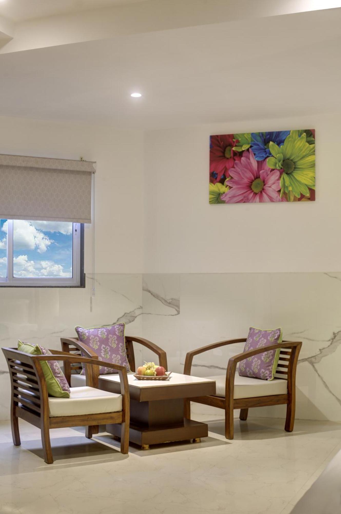 Delhi 37 By Star Group